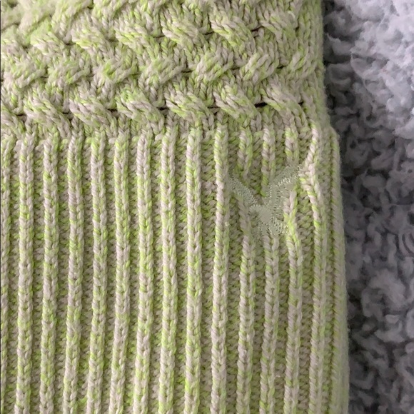 American Eagle Knit Sweater - Picture 2 of 5